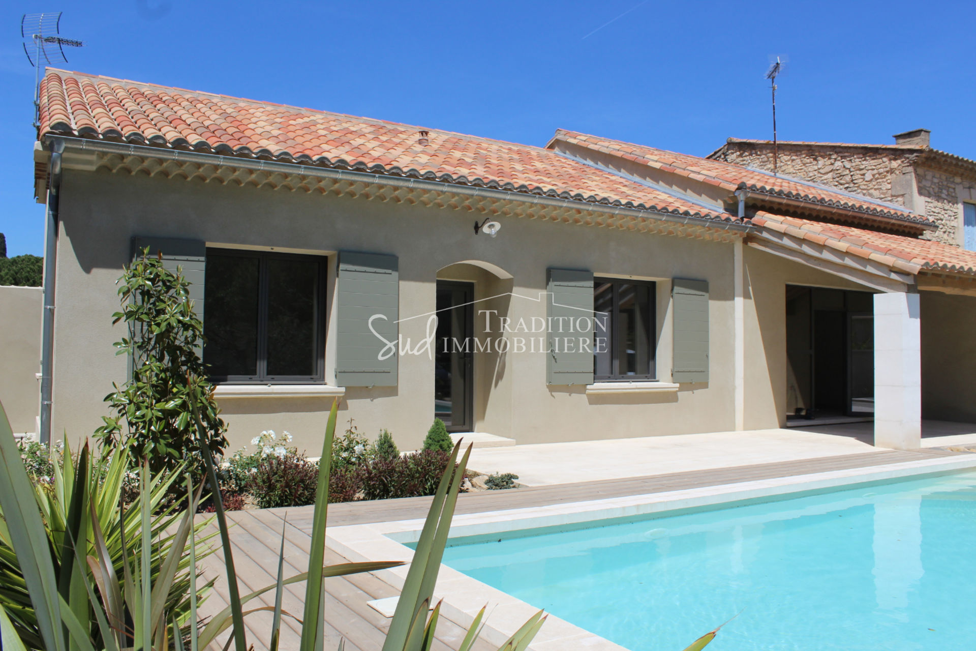 Vente maison 5 chambres SaintEtienneduGrès Proche centre 128 m²