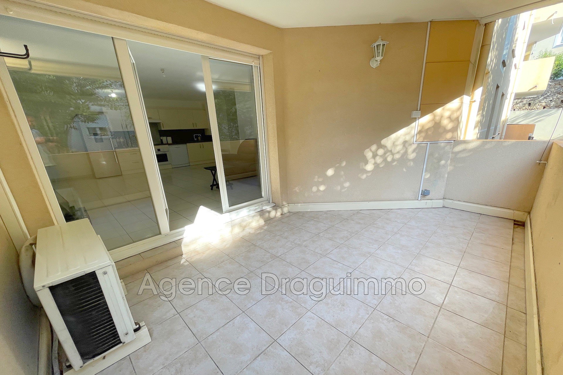 Vente Appartement 64m² 3 Pièces à Draguignan (83300) - Agence Draguimmo