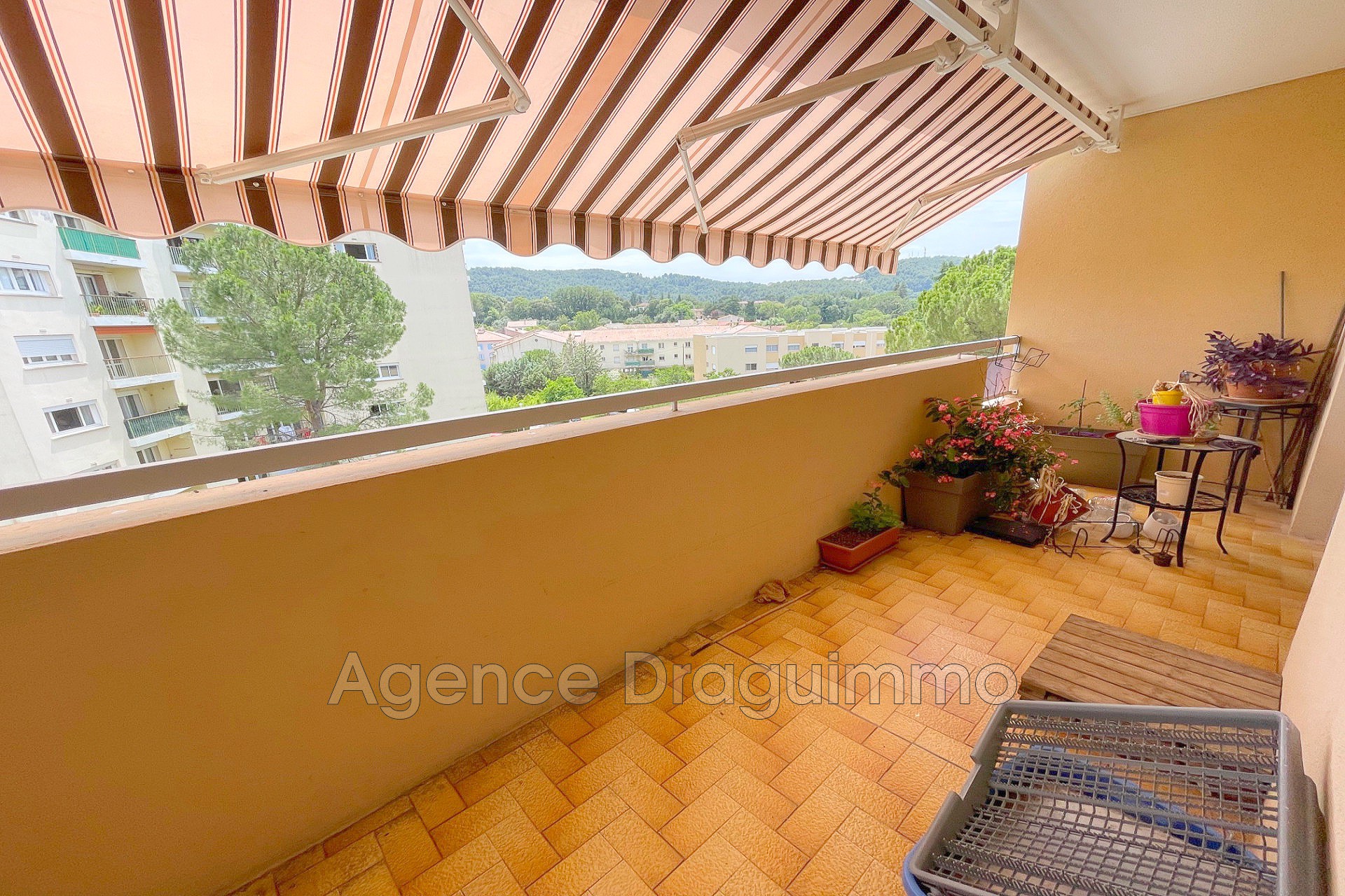 Vente Appartement 92m² 5 Pièces à Draguignan (83300) - Agence Draguimmo