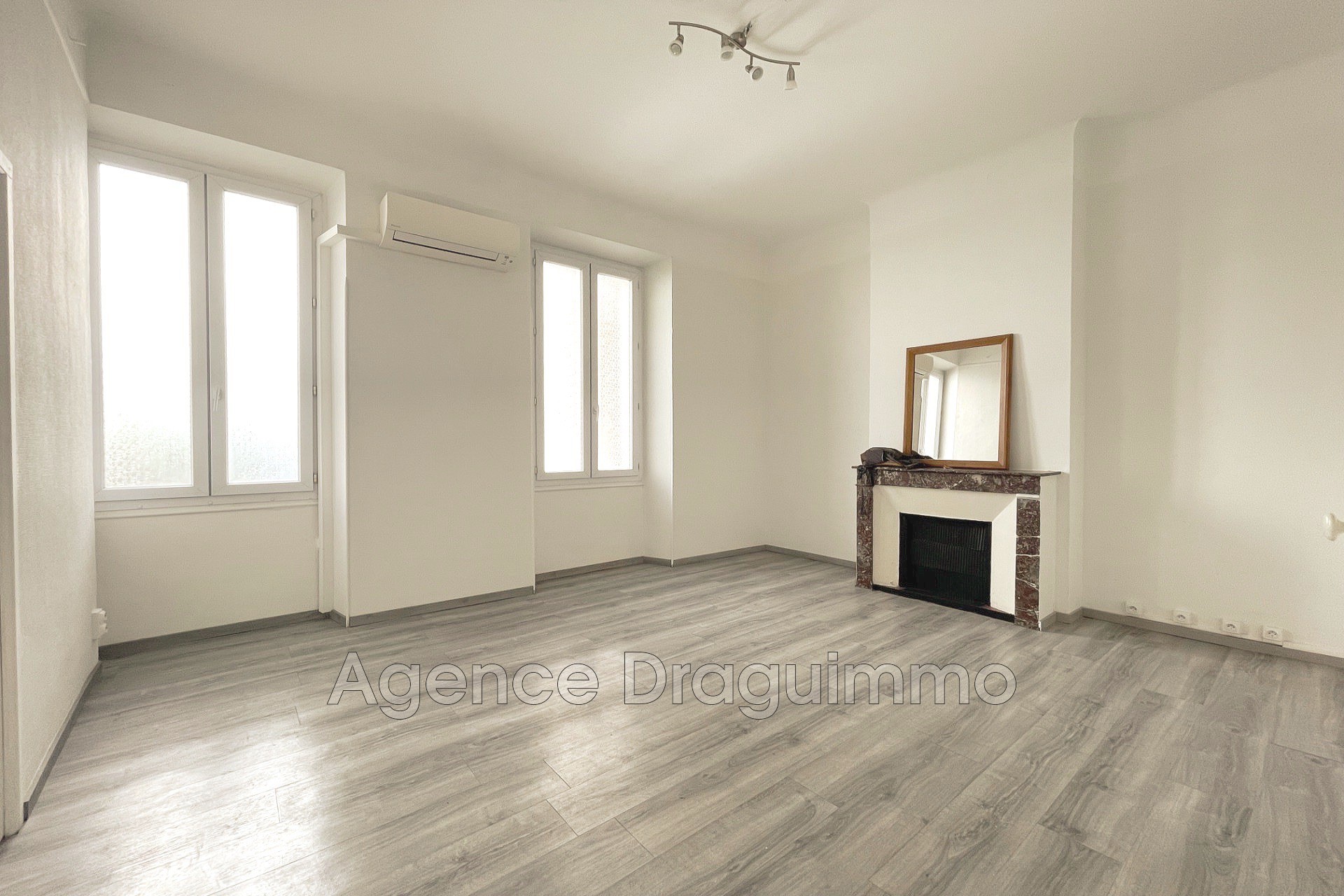 Vente Appartement 61m² 3 Pièces à Draguignan (83300) - Agence Draguimmo
