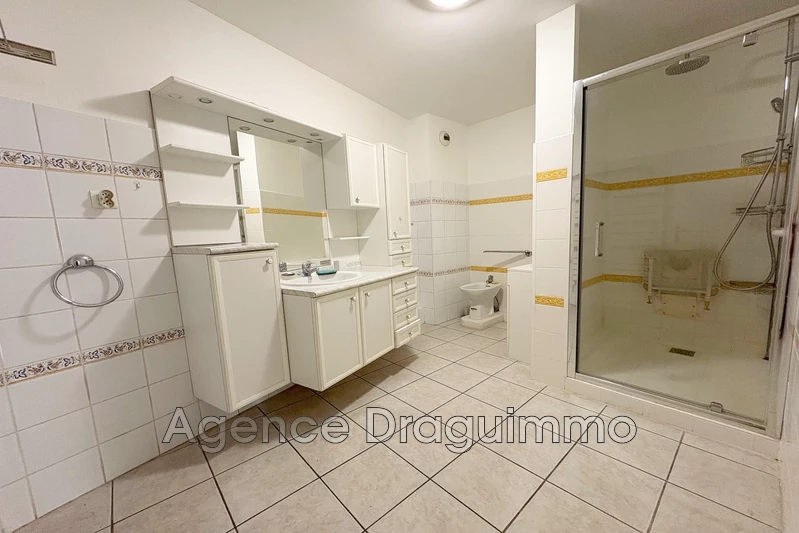 Photo n°9 - Vente appartement Draguignan 83300 - 238 000 €