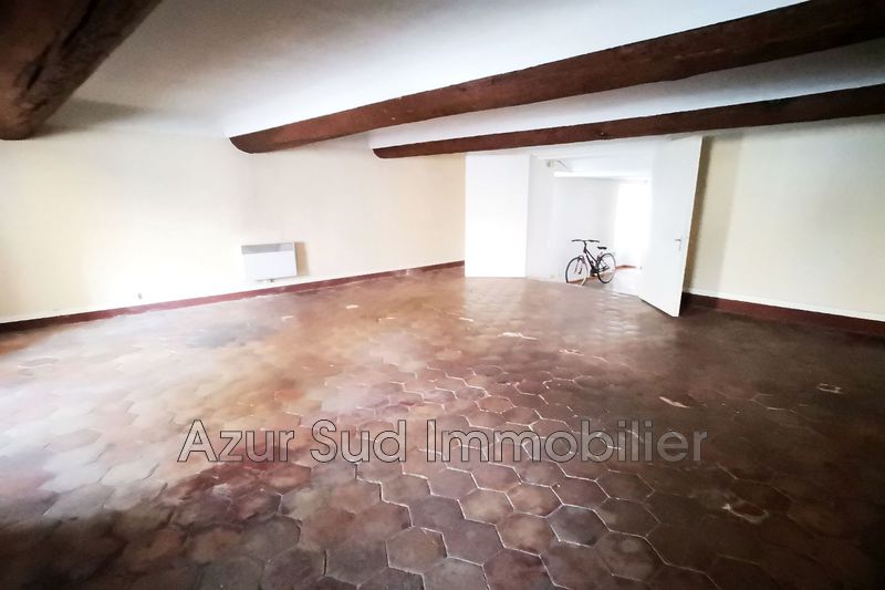 vente Vente local commercial immeuble Grasse Centre-ville Immeuble Grasse Centre-ville, Professionnel immeuble 120 m²