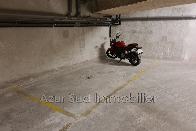 Photo Parking en sous sol Juan-les-Pins Centre-ville, to buy parking en sous sol