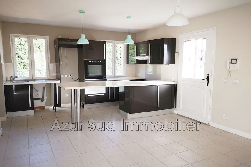 Photo Appartement Châteauneuf-Grasse Chateauneuf-grasse, achat appartement 3 pièces 74 m²