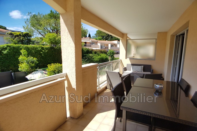 Photo Apartment Antibes Fontmerle, to buy apartment 2 rooms 46 m²