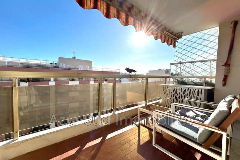 Photo Apartment Juan-les-Pins Centre-ville,   to buy apartment  2 rooms   56&nbsp;m&sup2;