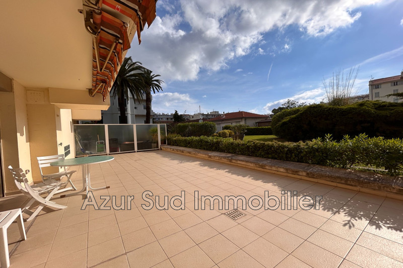 appartement  3 pièces  Juan-les-Pins Bord de mer  92 m² -   