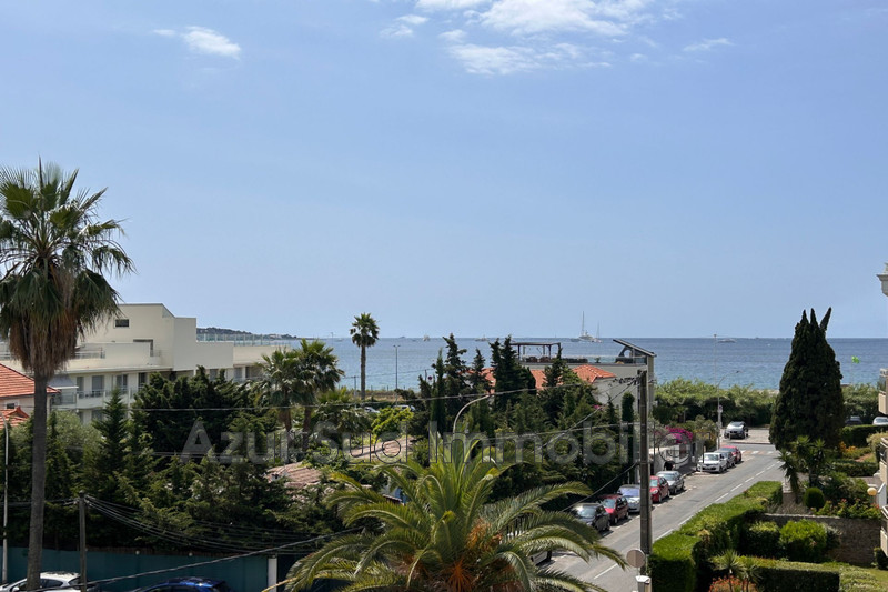 appartement  1 room  Juan-les-Pins Seaside  26 m² -   