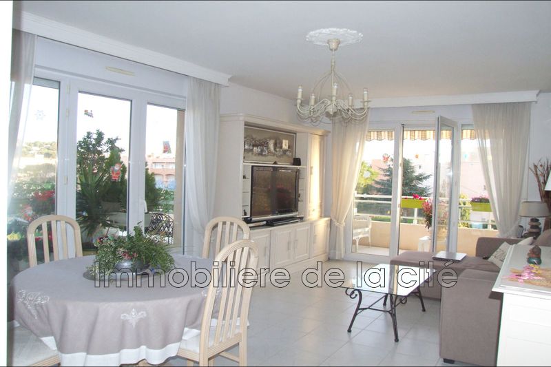 Photo Apartment Sainte-Maxime Centre-ville, to buy apartment 3 room 60 m²