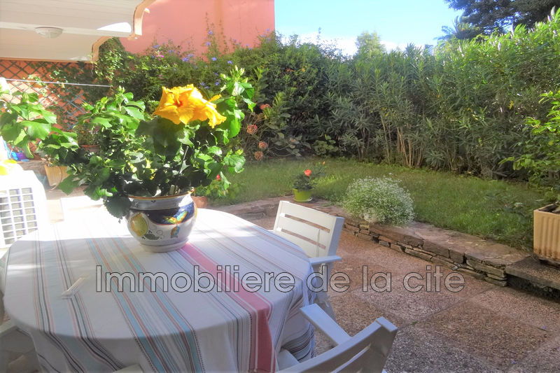 Photo Appartement Saint-Tropez Centre-ville, achat appartement 2 pièces 63 m²