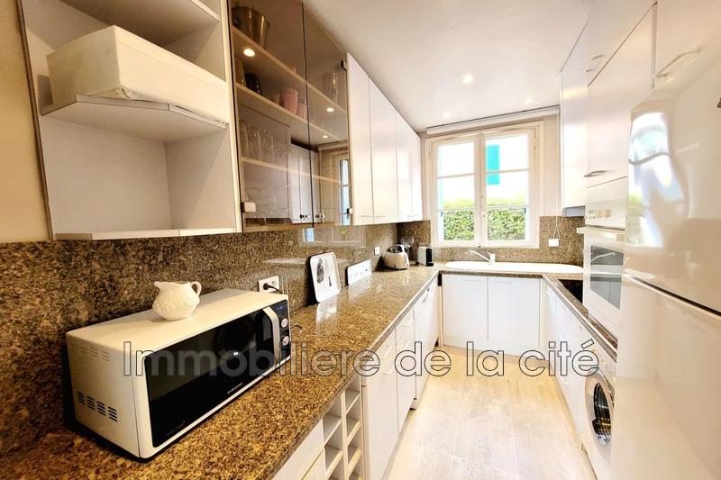 Photo n°4 - Vente appartement Port Grimaud 83310 - Prix sur demande