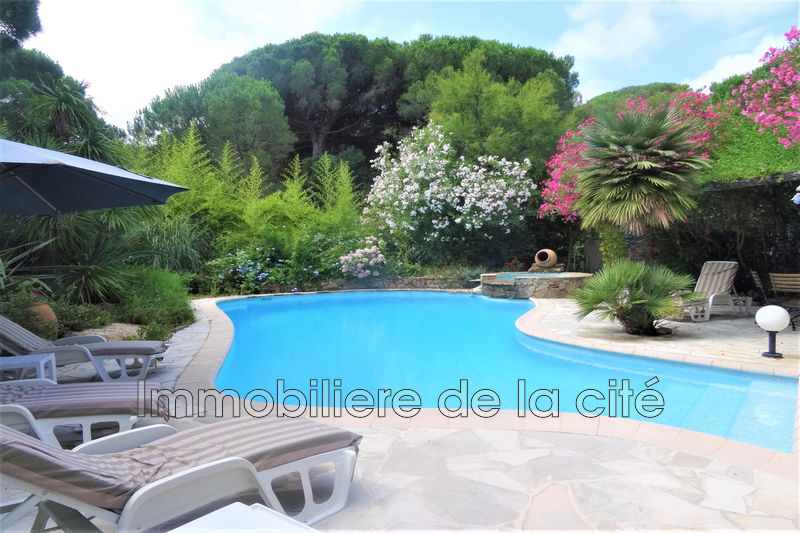 Photo Luxury property Ramatuelle Bord de mer, to buy luxury property 4 bedrooms 200 m²