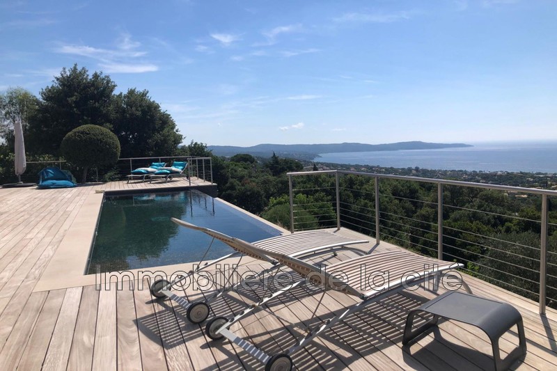 Photo Demeure de prestige Cavalaire-sur-Mer Cavalaire, achat demeure de prestige 5 chambres 285 m²