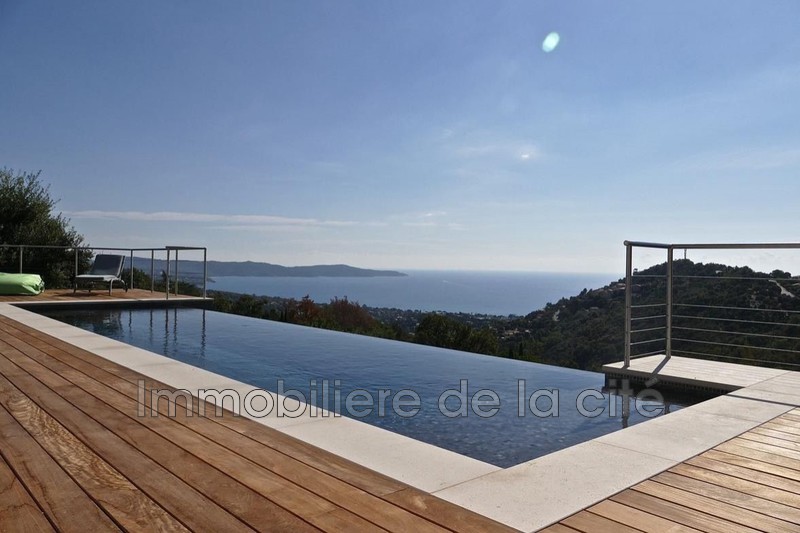 Photo Demeure de prestige Cavalaire-sur-Mer Cavalaire, achat demeure de prestige 5 chambres 285 m²