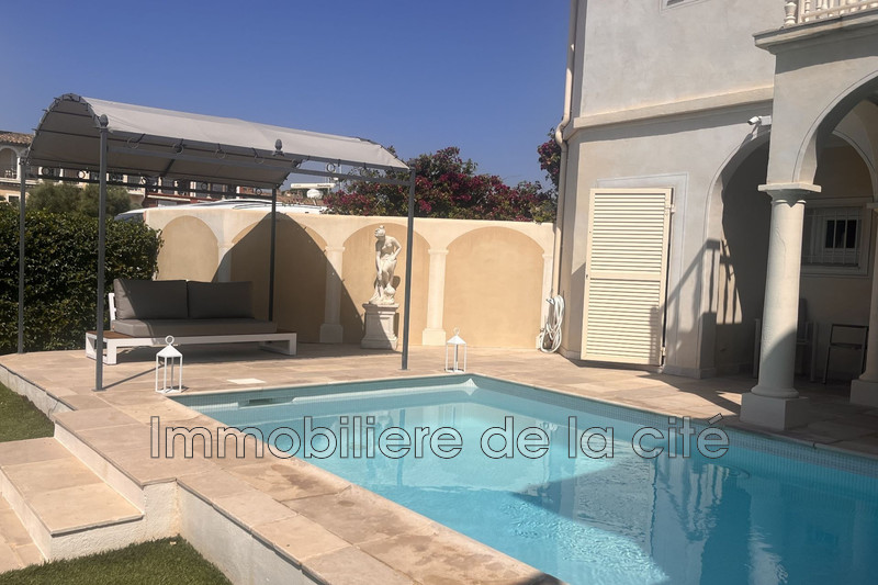 Vente Borderive et Maisons Spéciales Port Grimaud  