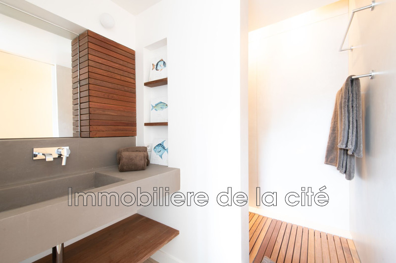 Vente Borderive et Maisons Spéciales Port Grimaud  