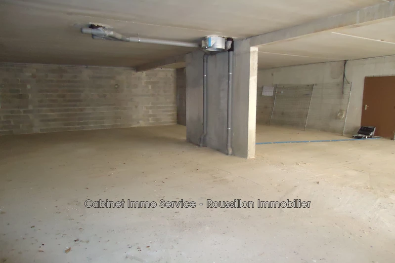 Professionnel local commercial Céret  
