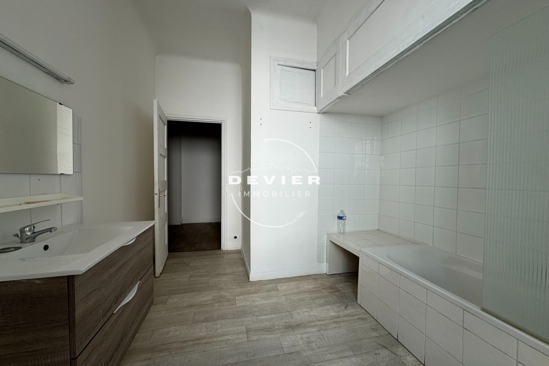 Location appartement Nîmes  