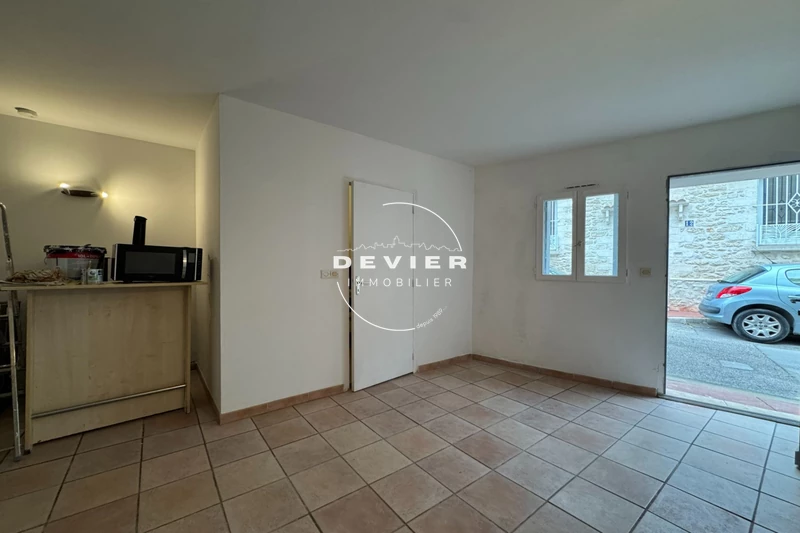 Appartement Montpellier Arceaux,  Location appartement  2 pièces   33&nbsp;m&sup2;