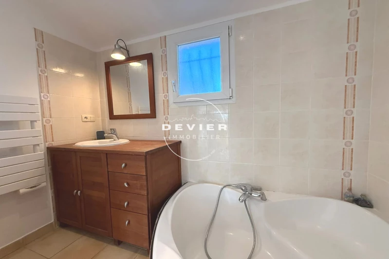 Vente maison Saint-Geniès-des-Mourgues  