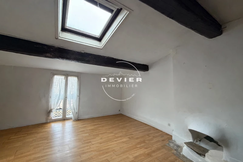 Appartement Montpellier Ecusson,   achat appartement  1 pièce   33&nbsp;m&sup2;