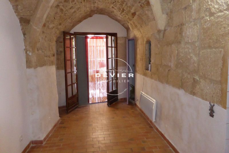 vente Appartement Castries Centre-ville Appartement Castries Centre-ville, Location appartement 2 pièces 40 m²