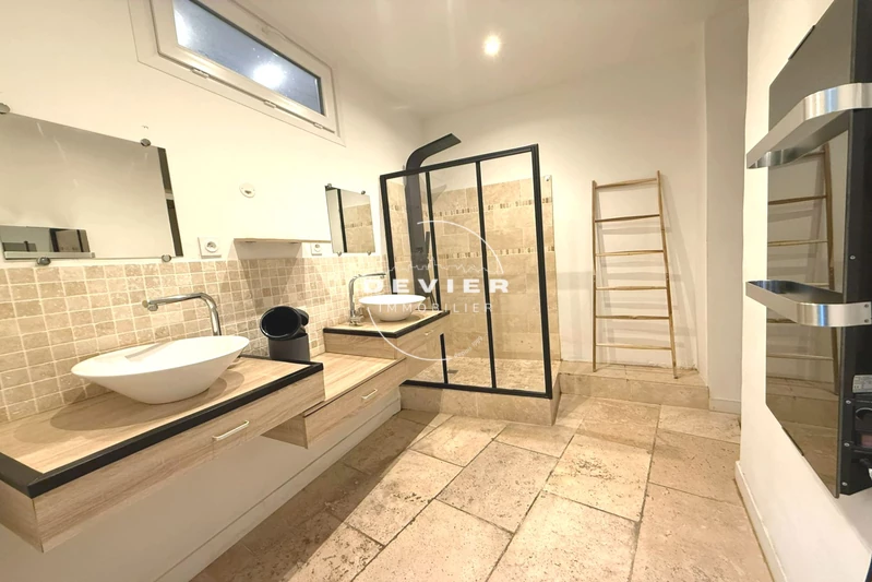 Location appartement Nîmes  