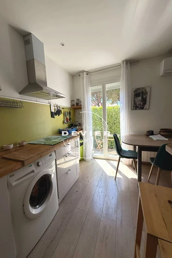 Location maison Castries  
