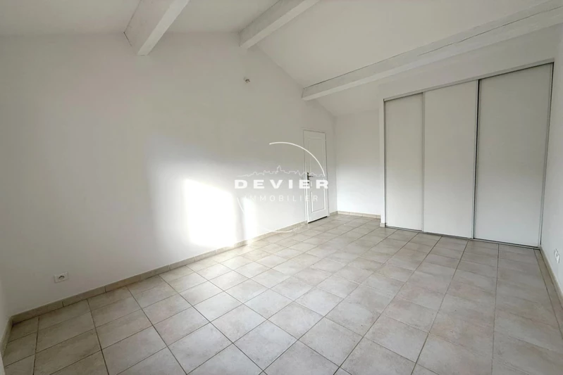 Location maison Saint-Brès Location maison Saint-Brès