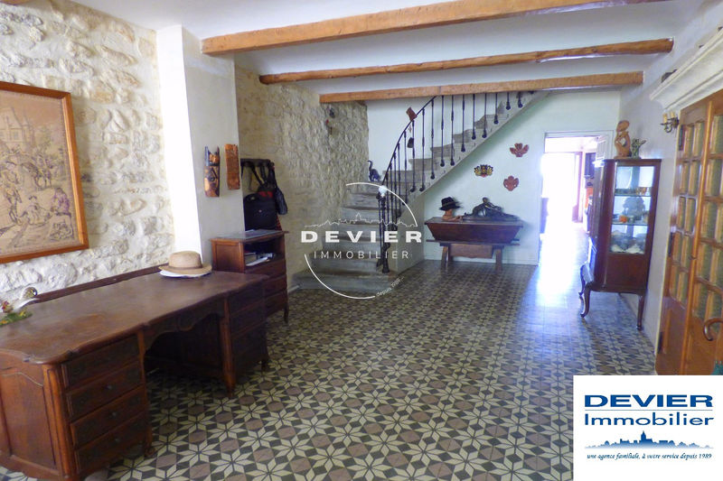 vente maison de village Saint-geniès-des-mourgues Village Maison de village Saint-Geniès-des-Mourgues Village, achat maison de village 3 chambres 160 m²