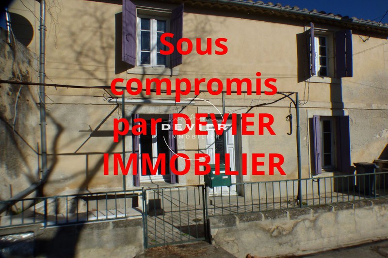 vente maison de village Saint-geniès-des-mourgues Maison de village Saint-Geniès-des-Mourgues achat maison de village 3 chambres 105 m²