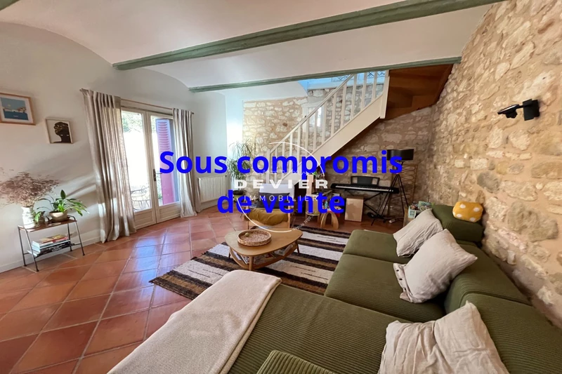 Maison de village Saint-Christol   achat maison de village  3 chambres   104&nbsp;m&sup2;