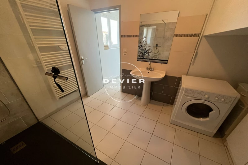 Vente appartement Saint-Geniès-des-Mourgues  