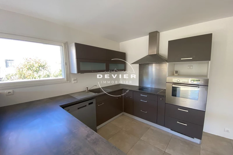 Vente villa Saint-Geniès-des-Mourgues  