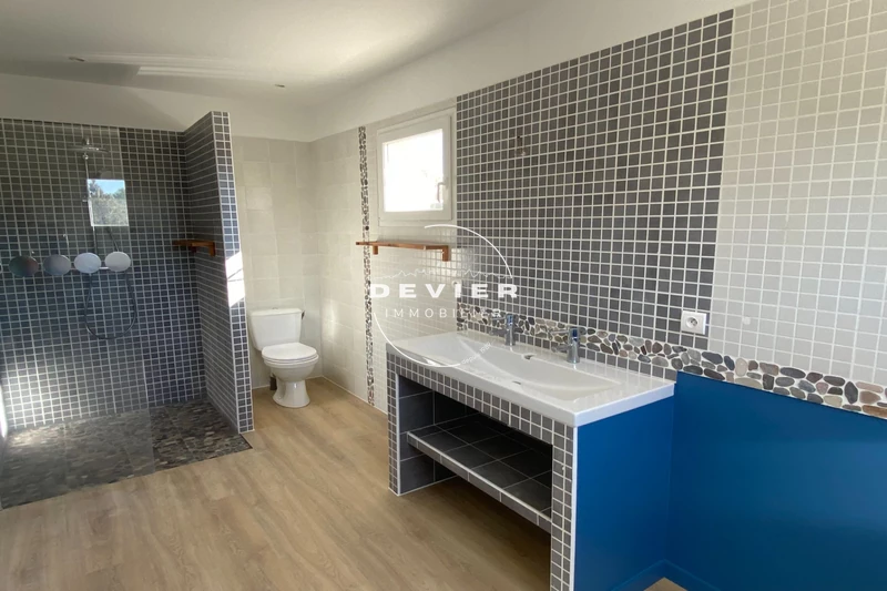 Vente villa Saint-Geniès-des-Mourgues  