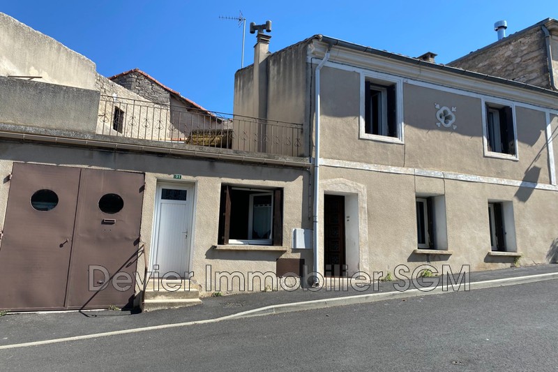 Village house Saint-Geniès-des-Mourgues   to buy village house  4 bedroom   120&nbsp;m&sup2;