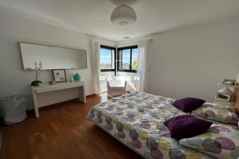 Vente villa contemporaine Castries  