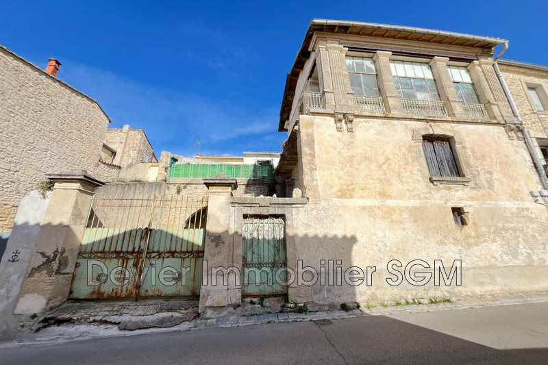 Vente maison de caractère Saint-Geniès-des-Mourgues  