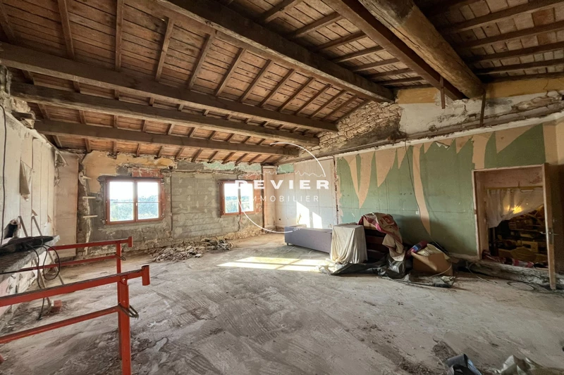 Vente maison de village Saint-Geniès-des-Mourgues  