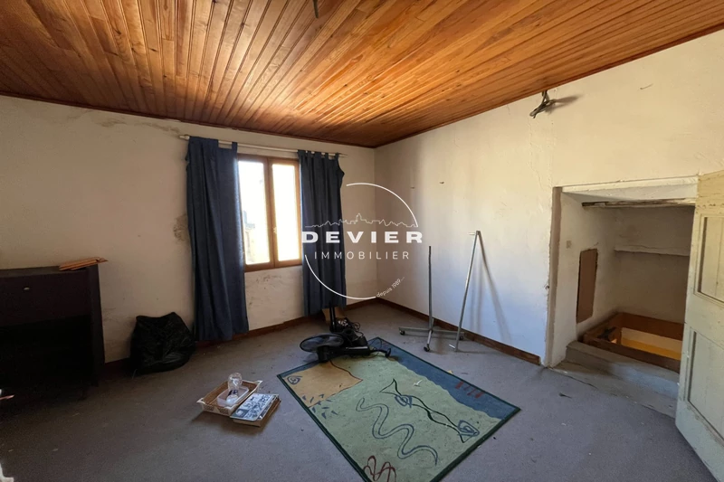 Vente maison de village Saint-Geniès-des-Mourgues  