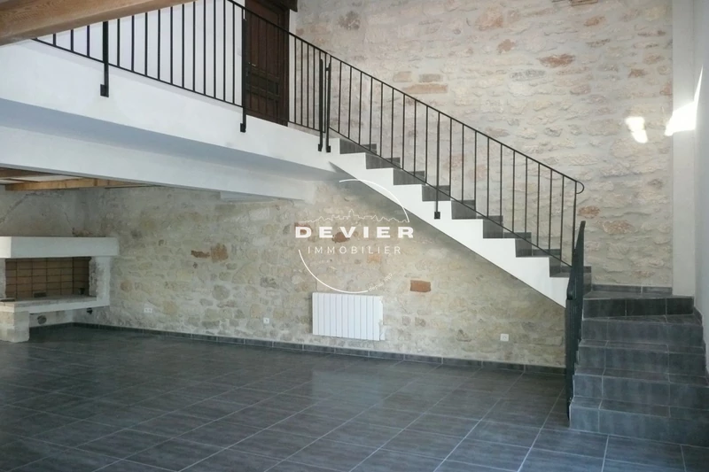 Vente maison de village Saint-Geniès-des-Mourgues  