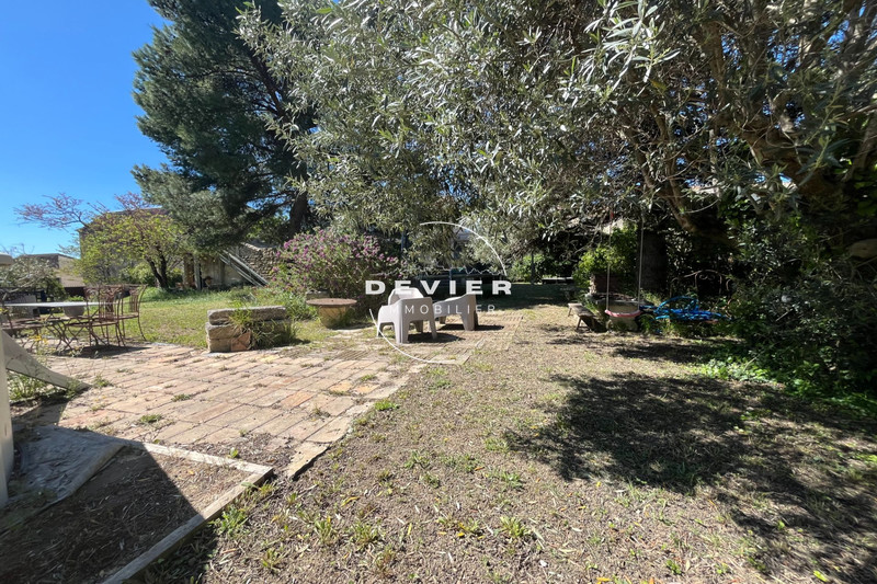 Vente maison de village Saint-Geniès-des-Mourgues  