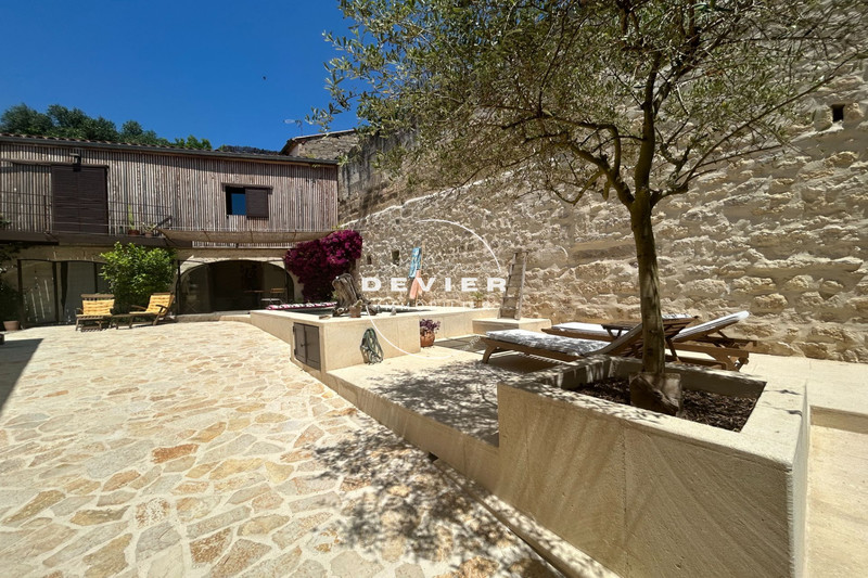 Vente maison de caractère Saint-Geniès-des-Mourgues  