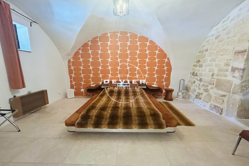 Vente maison de caractère Saint-Geniès-des-Mourgues  