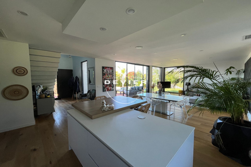 Vente maison contemporaine Castries  