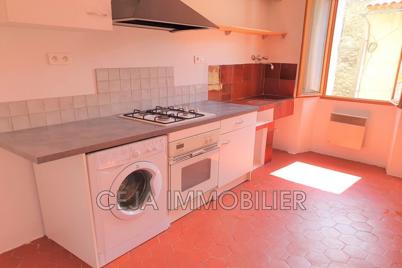 Location appartement Ampus  