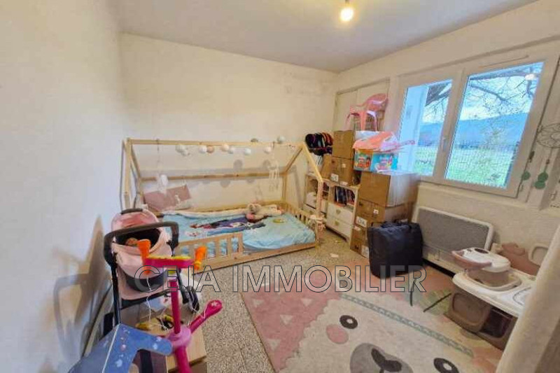 Location appartement Figanières  