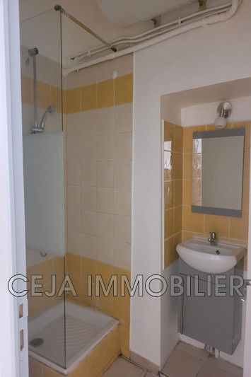 Photo n°2 - Location appartement Draguignan 83300 - 350 €