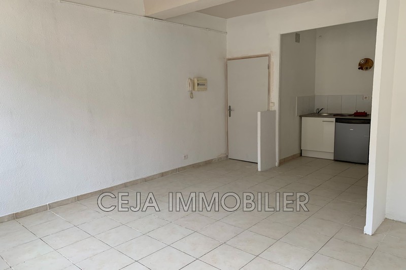 Photo Appartement Draguignan Centre ville, Location appartement 1 pièce 26 m²