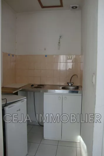 Photo n°2 - Location appartement Draguignan 83300 - 470 €